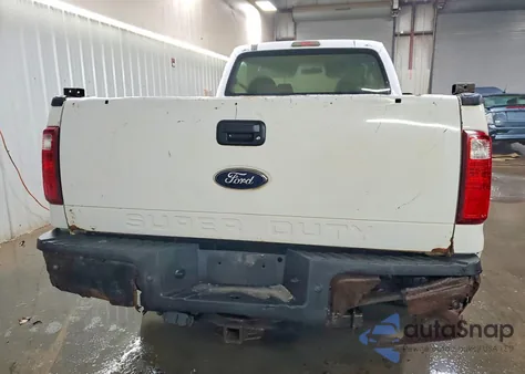 2008 Ford F250 Super Duty z USA, uszkodzony, nr VIN 1FTNF20538ED56873